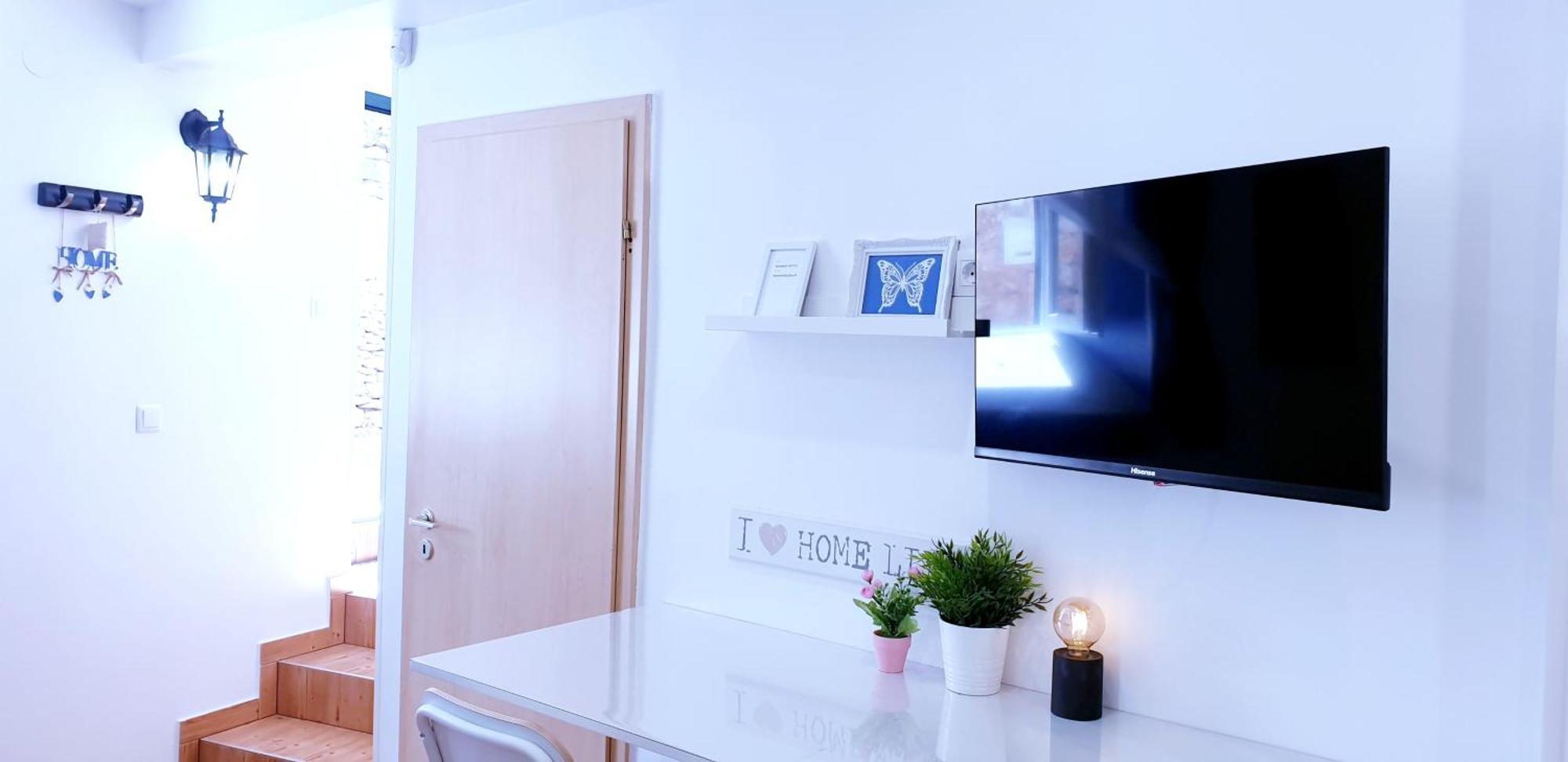 Apartments Sandra In The Historical Center Of The City Supetar Extérieur photo